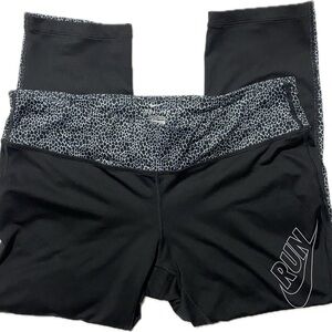 Nike Run Black Athletic Capri Leggings with Patterned Waistband size XL